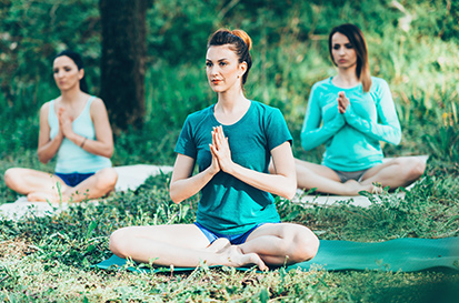 Cómo elegir un retiro de meditación para mujeres: guía práctica y destinos recomendados 2 Como elegir un retiro de meditacion para mujeres 2