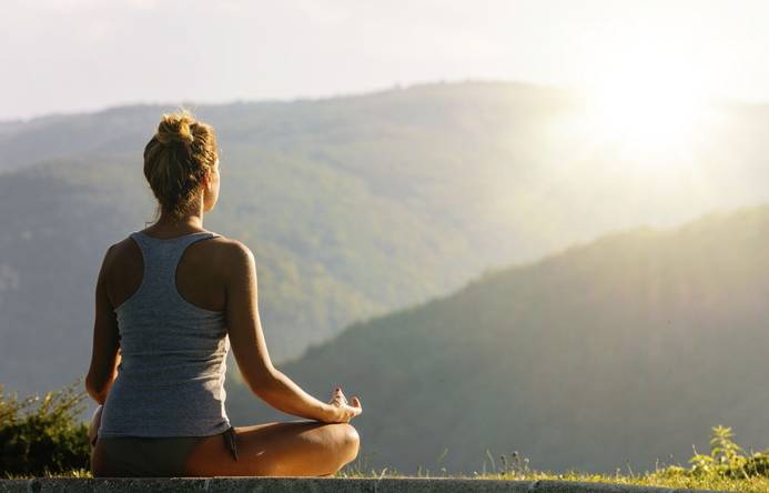 Cómo elegir un retiro de meditación para mujeres: guía práctica y destinos recomendados 1 Como elegir un retiro de meditacion para mujeres