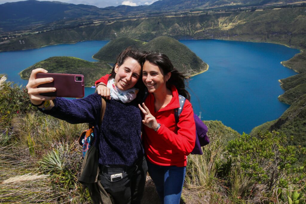 Consejos de seguridad para mujeres viajeras en destinos con culturas conservadoras 1 Consejos de seguridad para mujeres viajeras en destinos con culturas conservadoras 2