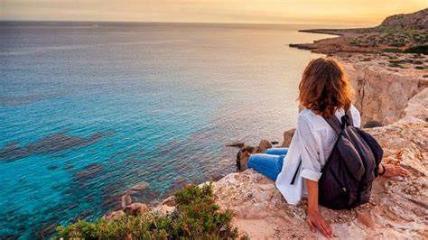 Playas seguras para mujeres que viajan solas: guía completa de destinos 2 Playas seguras para mujeres que viajan solas