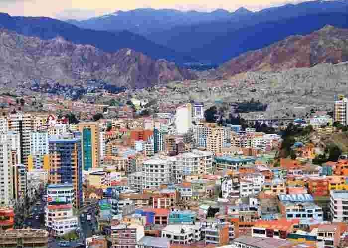 Destinos baratos y seguros para mujeres que viajan solas 16 bolivia